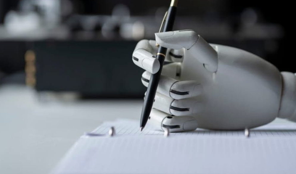 Inteligjenca artificiale në shkolla! Po përgatitet zhvillimi i arsimit digital deri në vitin 2030. Dokumenti në konsultim