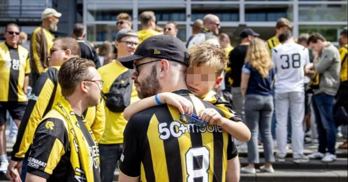 Hollandë, pas 133 vitesh histori, Vitesse fshihet nga harta e futbollit profesionist
