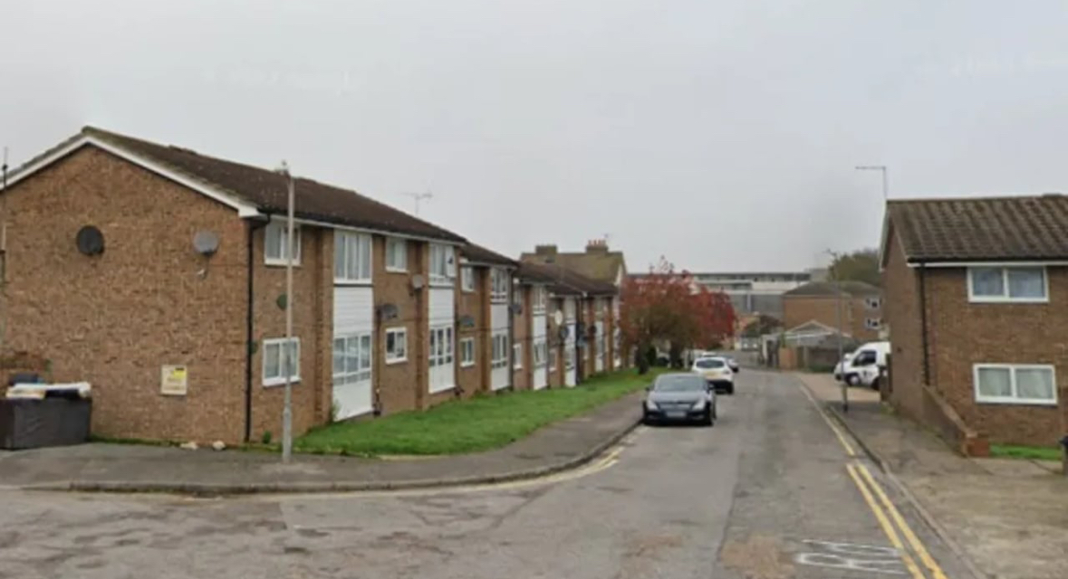 Emrat/ Vrasje me thikë në Angli, arrestohen shqiptari 25-vjeçar dhe një letoneze