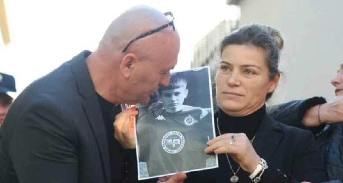 “Sa Martina e Eraldo duhen që shteti të reagojë?”/ Mesazhi i nënës së Martinit për vrasjen e 14-vjeçarit në Maliq