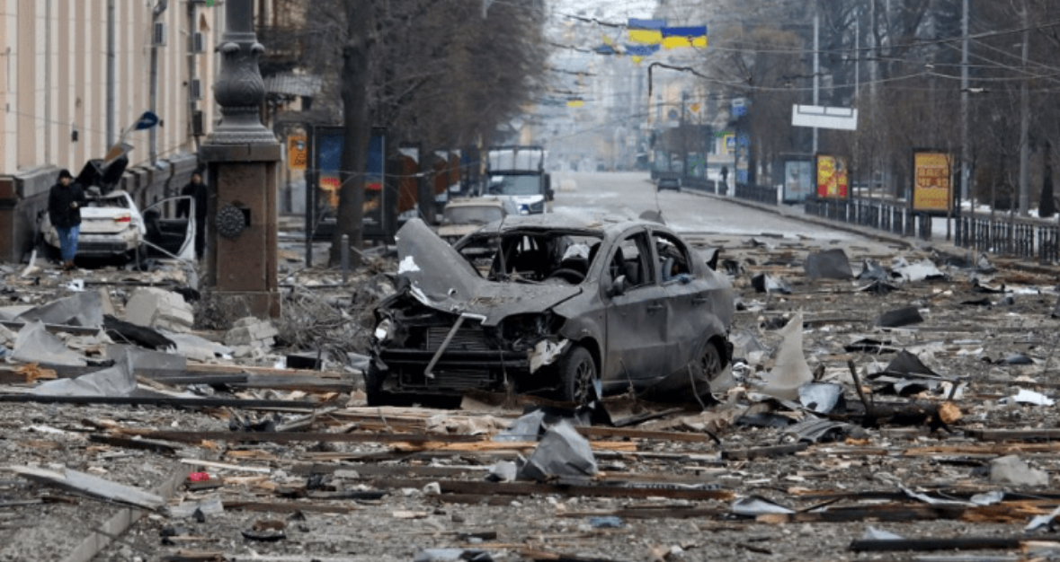 Sulm ajror rus në Kharkiv: Tre të vrarë dhe 17 të plagosur, përfshirë një fëmijë