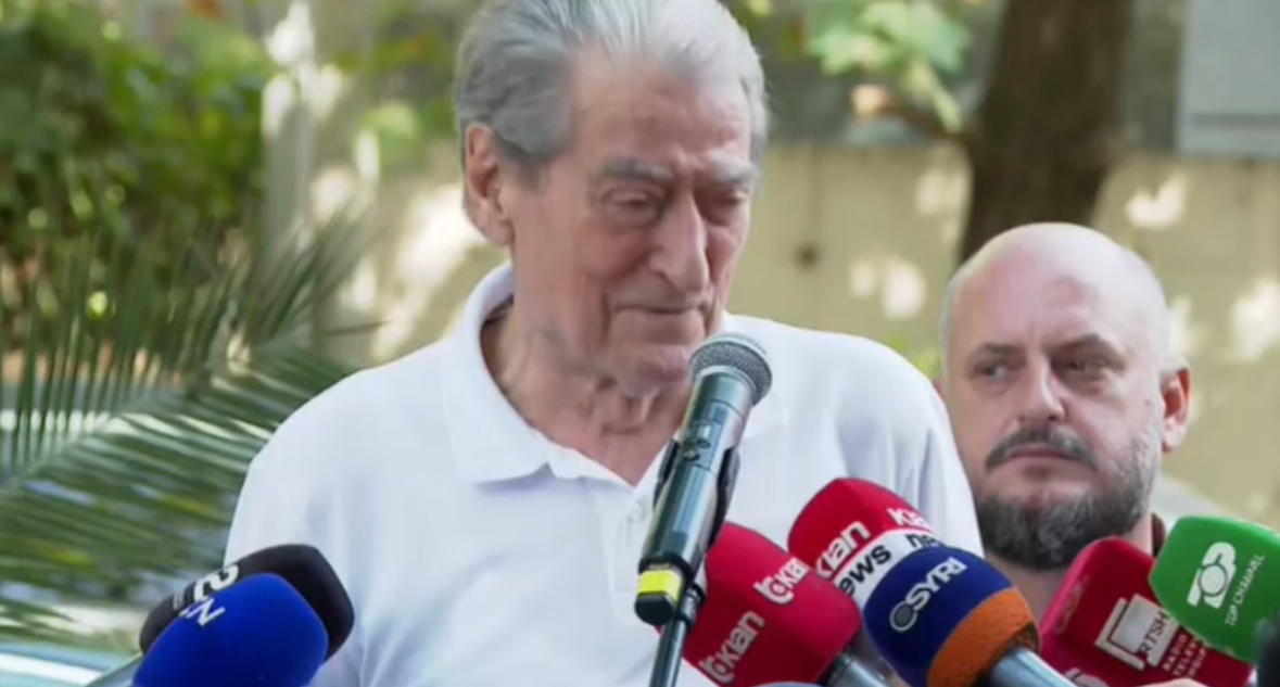 Sali Berisha paraqitet në SPAK, zbaton masën e ‘detyrim paraqitjes’