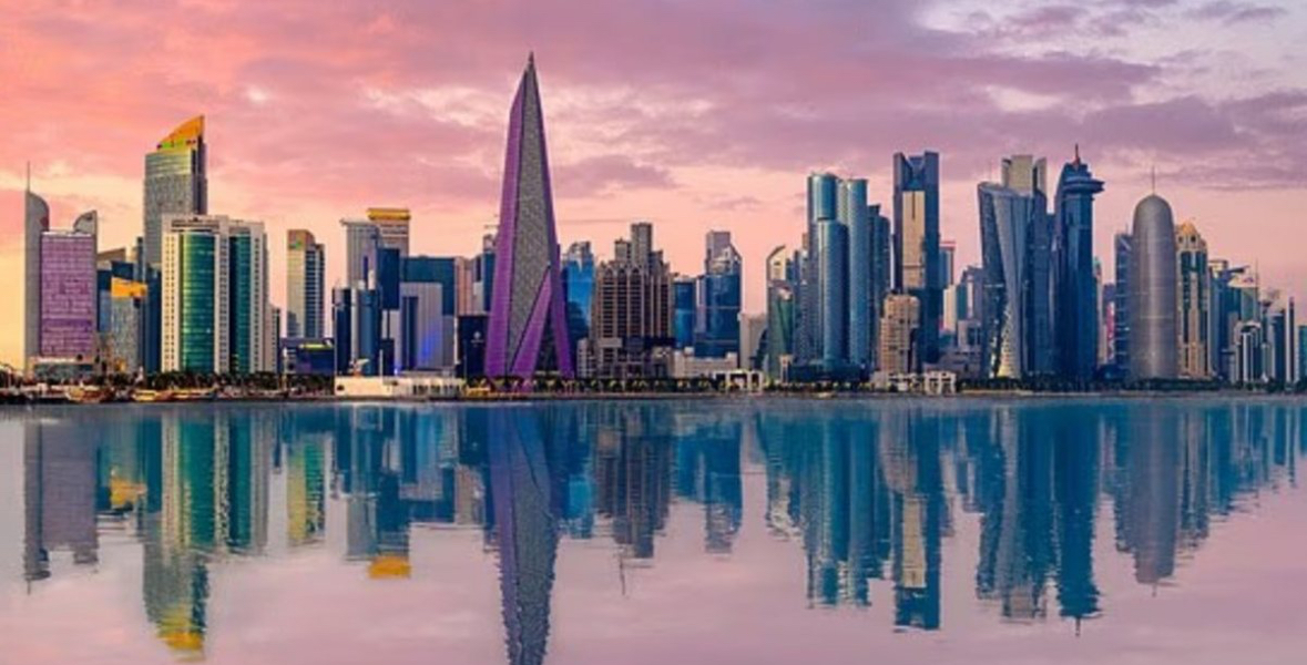 Nga humbje kohe në aventurë, si po shndërrohen tranzitet me avion 