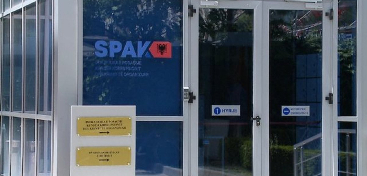 Tre deputetë, dhe një ish ministër mes 14 zyrtarëve nën hetim nga SPAK 