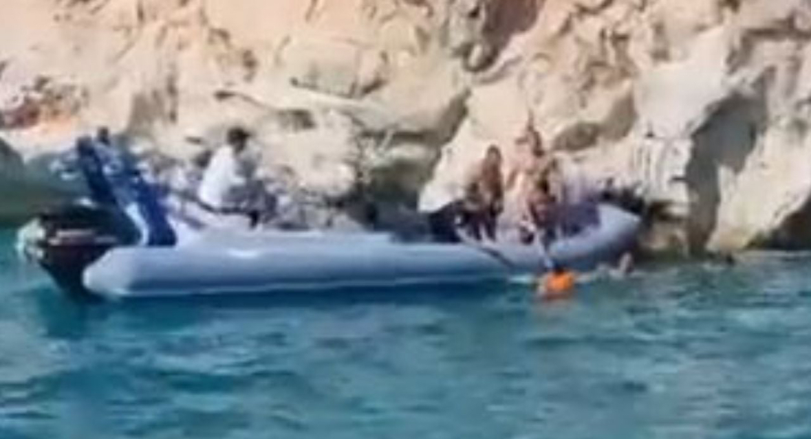 Shpëtohet turist francez pranë Gjipesë në Himarë