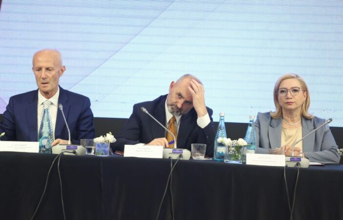 Rrjeti investigativ BIRN: Kodi i ri Penal zbut dënimet e korrupsionit për zyrtarët e lartë