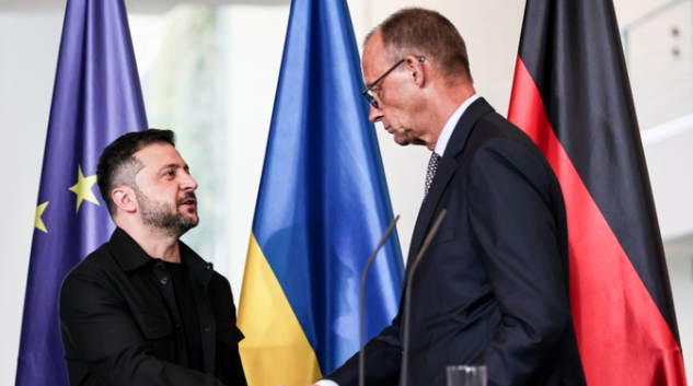 Europa dhe Zelensky vendosin vijën e përbashkët para takimit Trump–Putin në Alaskë