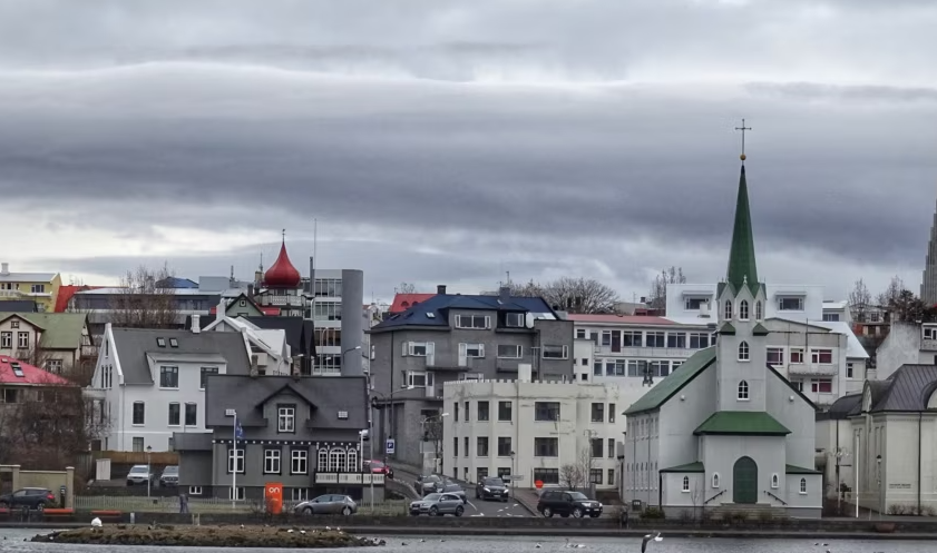 Analiza e REL: Islanda, Mali i Zi apo Shqipëria, cili shtet mund të anëtarësohet i pari në BE?