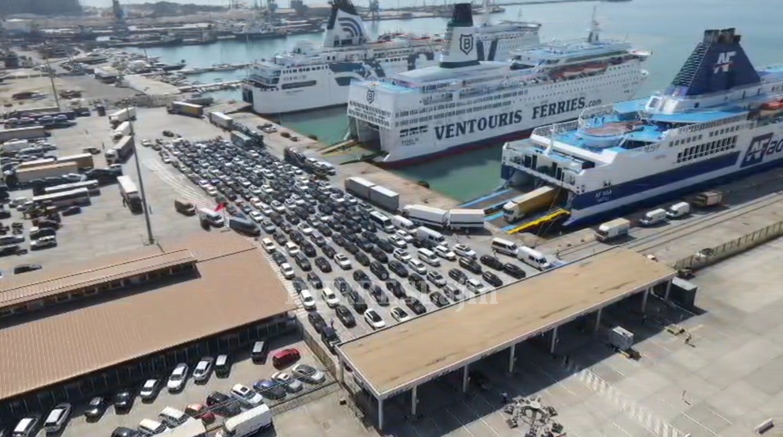 Nisin largimet nga porti i Durrësit (VIDEO)