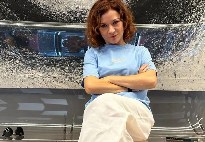 Egla Ceno ndan lajmin prekës për gjendjen shëndetësore të nënës së saj