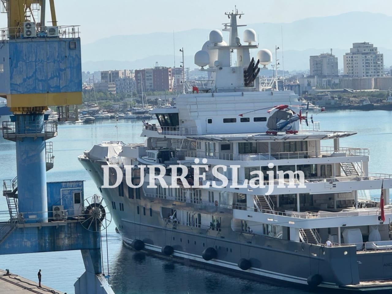 Ky do të jetë superjahti i fundit që do të prekë portin e Durrësit?! Zbulohet arsyeja pse turizmi i karburantit pritet të ndalet (VIDEO)