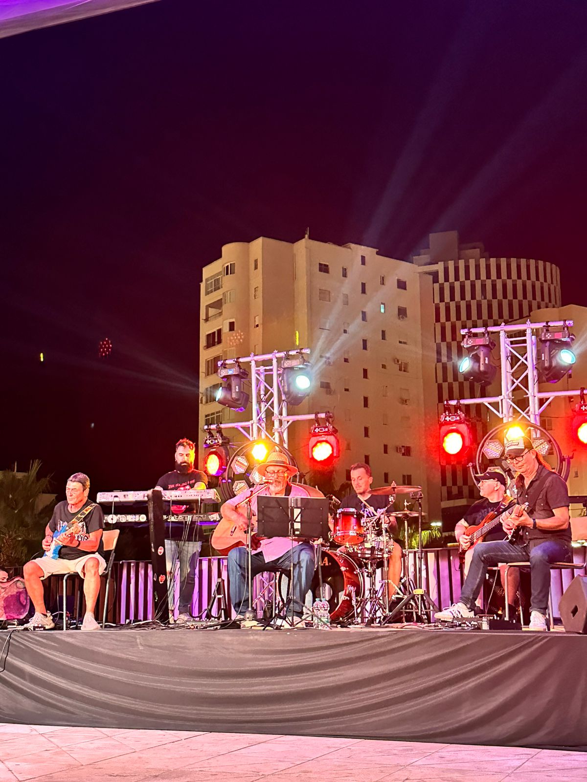 Durrësi mirëpret “OREX Festival”, një festë dedikuar gastronomisë dhe muzikës