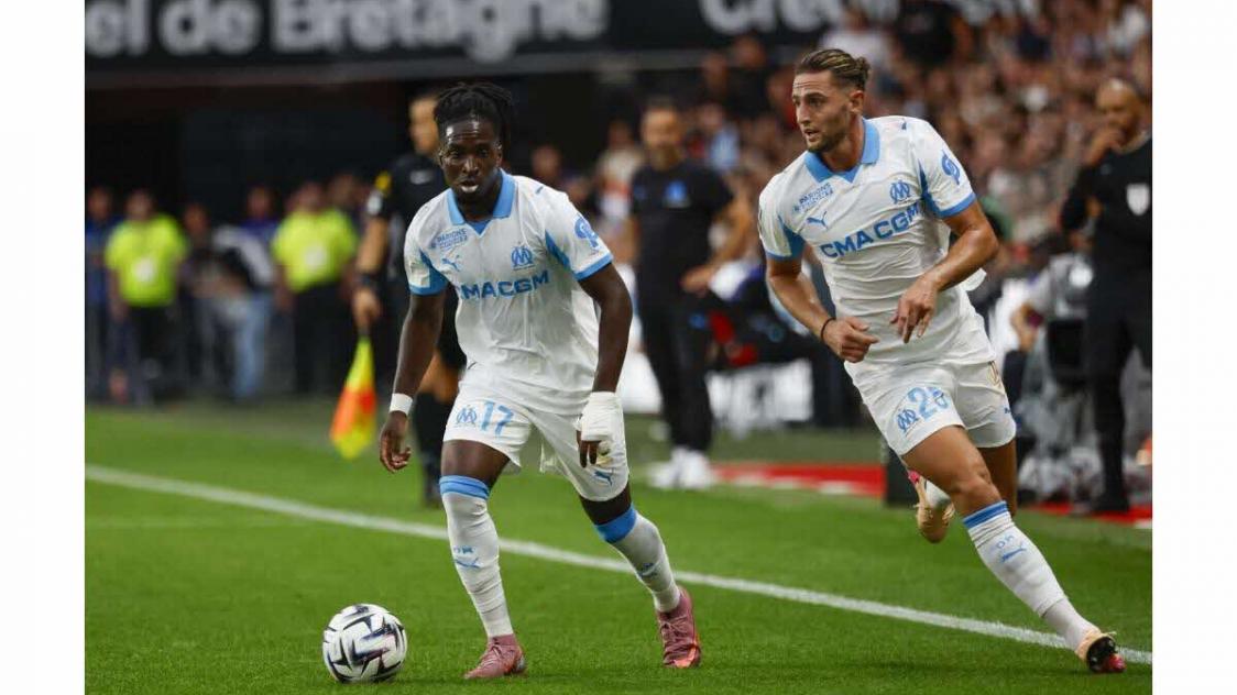 Marseja në kaos, pezullohen pa afat dy veteranët e ekipit