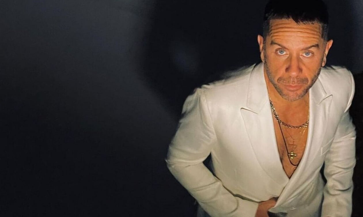 E mbyllën në spitalin psikiatrik, reagon këngëtari i njohur grek