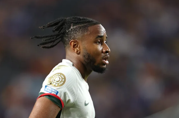 Milan paguan 37 milionë euro për afrimin e sulmuesit