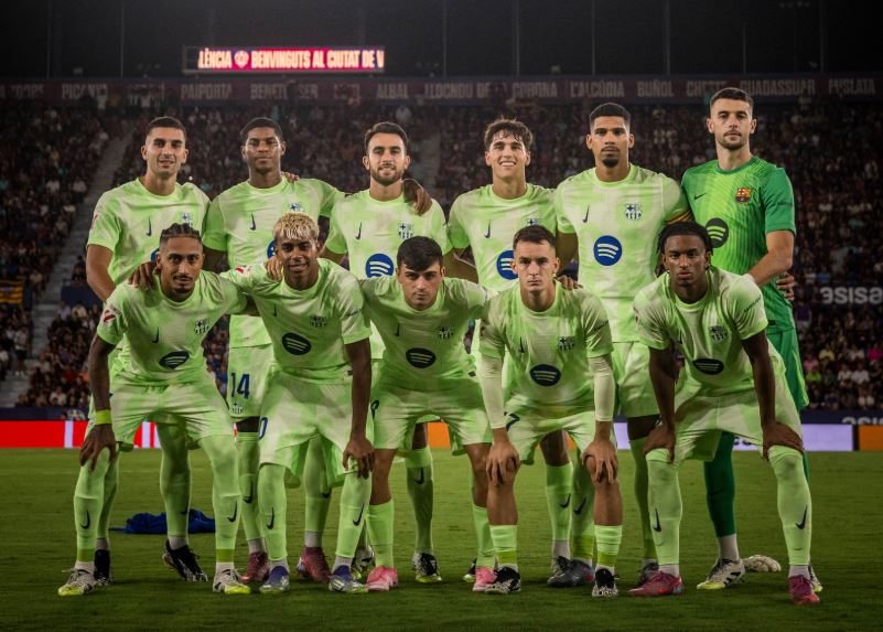 Pakënaqësi te “Nike“, La Liga e pengoi Barcelonën të vishte fanellat e reja në dy ndeshjet e kampionatit