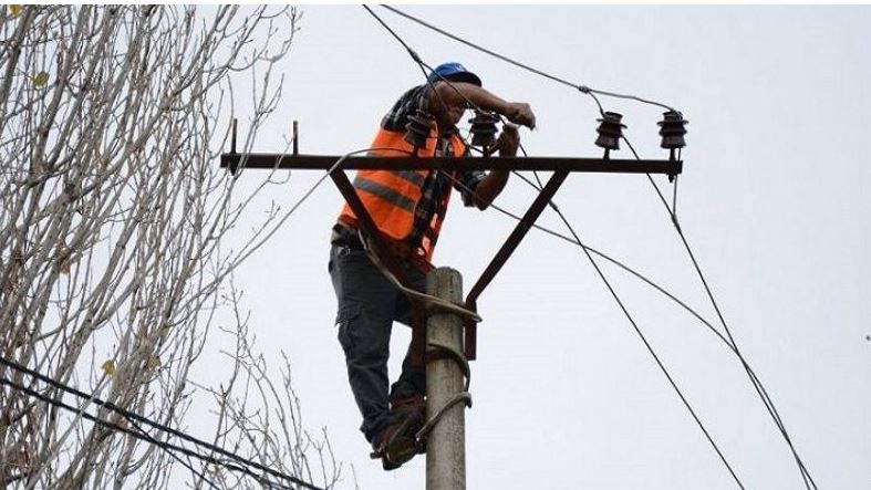 51-vjeçarin e zë korrenti, vdes në vend