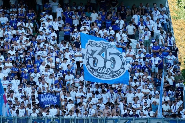 Ultrasit e Strasbourg sulmojnë pronarët e Chelsea-t