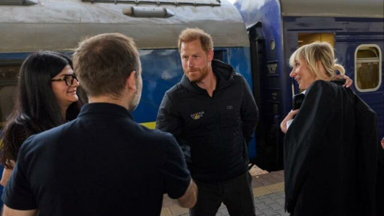 Princi Harry bën një vizitë të papritur në Ukrainë