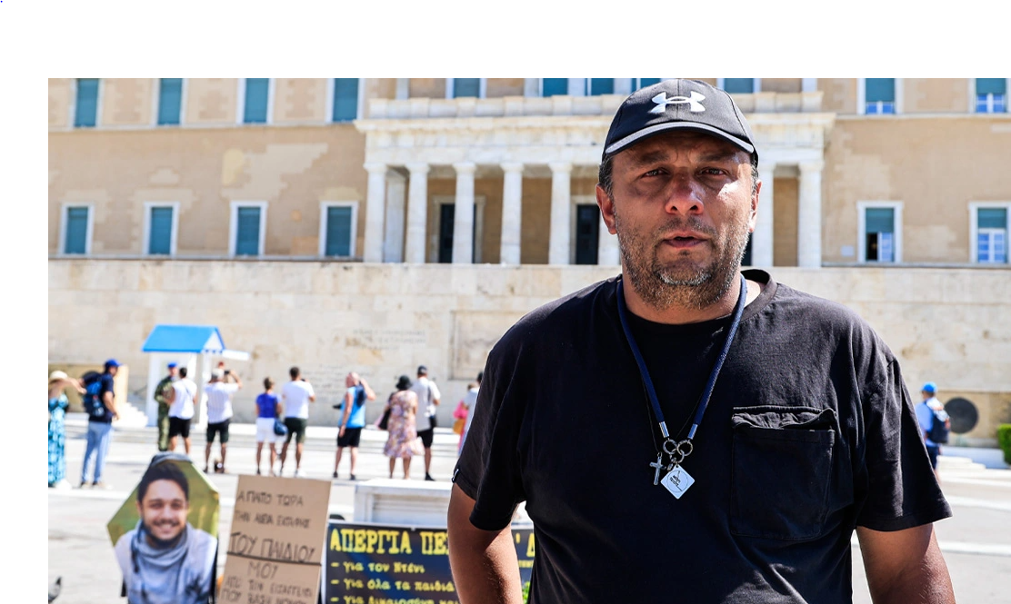 Mbeti i vrarë në aksidentin e Tempit/ Gjykata pranon kërkesën për zhvarrosjen e djalit të Pano Ruçit