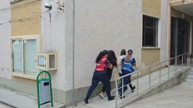 Të shoqëruar nga forcat e policisë, dalin para gjykatës 6 të arrestuarit për skemat piramidale