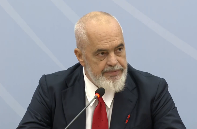 &#8220;Ndryshimi rrënjësor i administratës&#8221;/ Rama: Do shohim nëse do na duhen më prefekturat apo jo