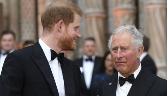 Princi Harry akuzon zyrtarët e pallatit mbretëror: Po shaktërrojnë përpjekjet për tu rilidhur me Mbretin Charles