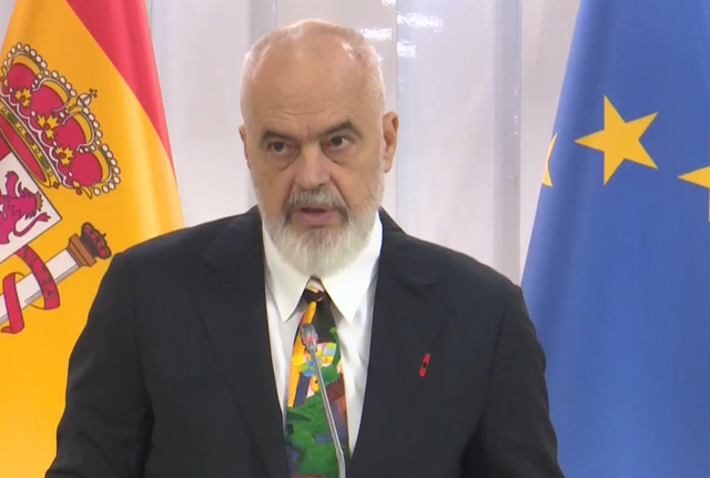 Rama për nanoteknologjinë: Pres të punojmë me Akademinë e Shkencave dhe diktatorin e saj