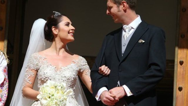 Elia Zaharia flet pas divorcit me Princ Lekën: Jeta të rrëzon dhe të ngre&#8230;