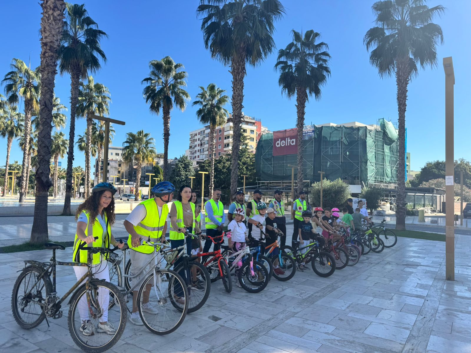 “Fëmijët për një lëvizshmëri të gjelbër”, zhvillohet aktiviteti edukues në Durrës