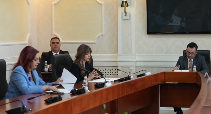 Në mungesë kuorumi, dështon mbledhja e Kryesisë së Kuvendit