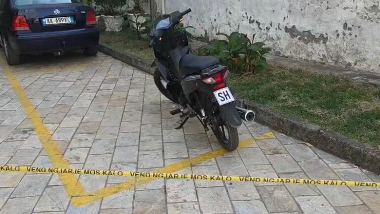 Vrau 2 persona dhe plagosi dy të tjerë, kush është autori i ngjarjes së rëndë në Shkodër!