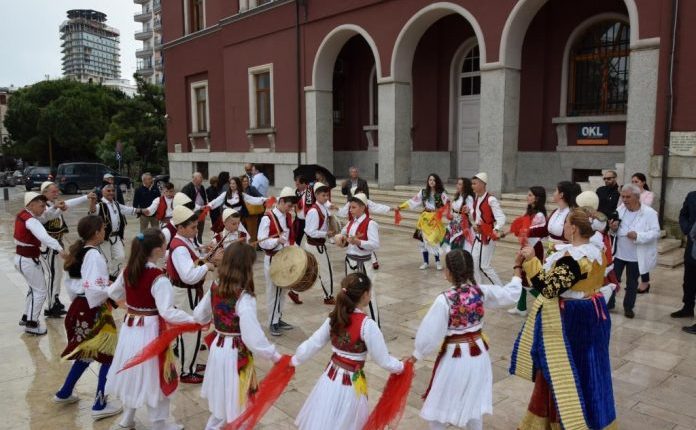 Durrësi nuk ndalet me art dhe kulturë, ja aktivitetet që sjell shtatori