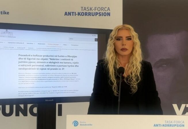 PD denoncon Pirro Vëngun: Rrethimi i bazës në Mengël në Elbasan, tenderi 460 mijë euro shkon për familjarët e PS