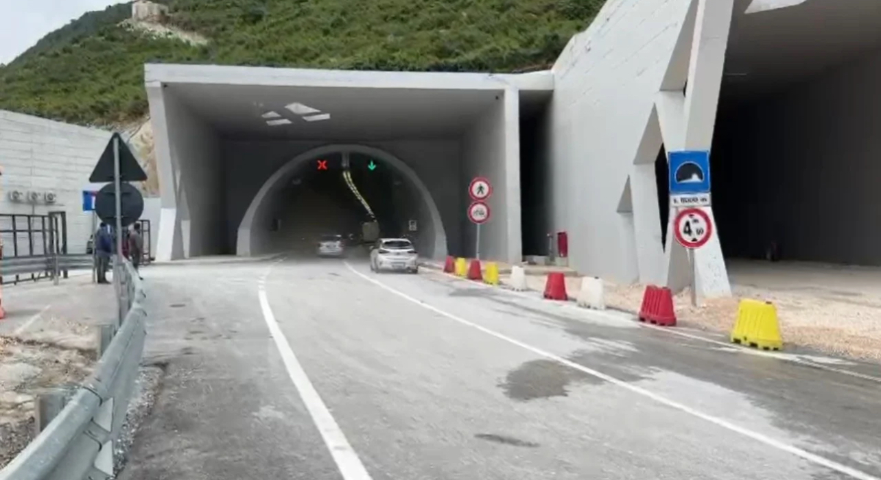 250 lekë për të kaluar tunelin e Llogarasë, tarifa nis të aplikohet këtë muaj