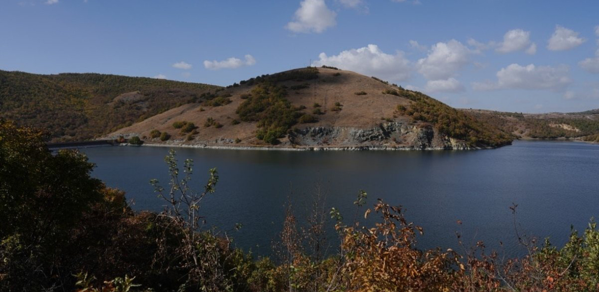 IKSHPK: Uji nga Liqeni i Badocit të mos përdoret për pije 