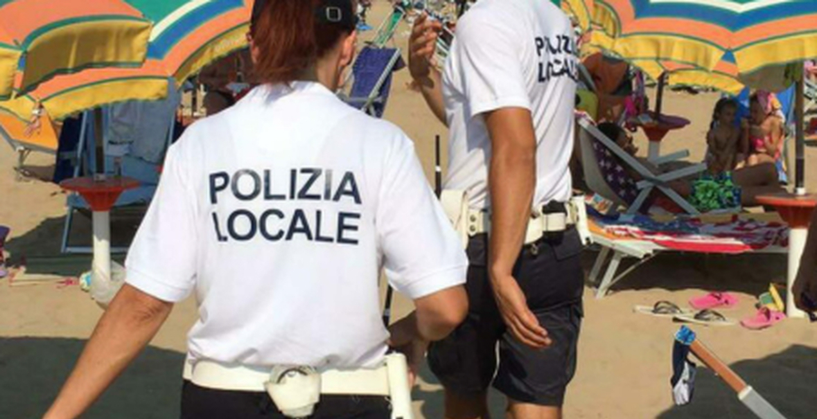 Fotografonte fëmijët në tualetet e plazhit, arrestohet shqiptari në Itali 