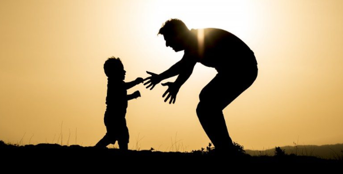 Babai fiton gjithmonë, ja pse fëmijët marrin mbiemrin e tij 