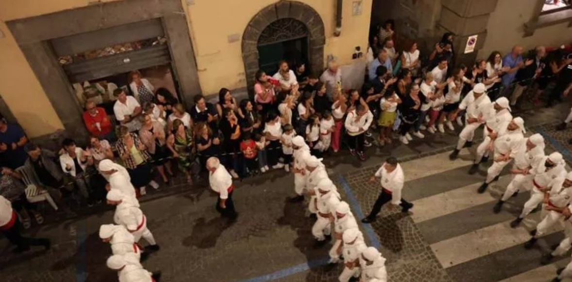 Mafia turke apo terroristë? Alarm para festës në Itali, arrestohen dy turq 