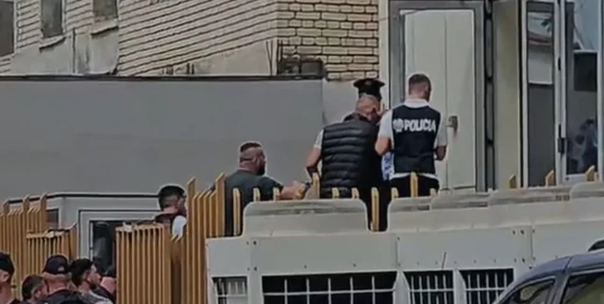 Vijon sot seanca që u ndërpre dje për masat e sigurisë ndaj të 30 arrestuarve në mega-aksionin në Elbasan