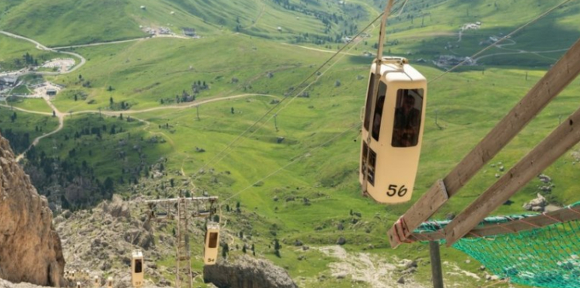 Tre persona humbin jetën në aksident me teleferikun në malin Elbrus 