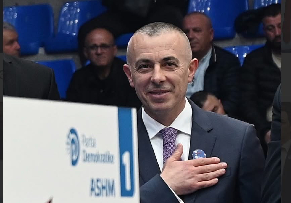 Arian Ndoja reagon pas deklaratave të Kryeministrit ndaj gjyqtarëve: “Shkelje flagrante e Kushtetutës”