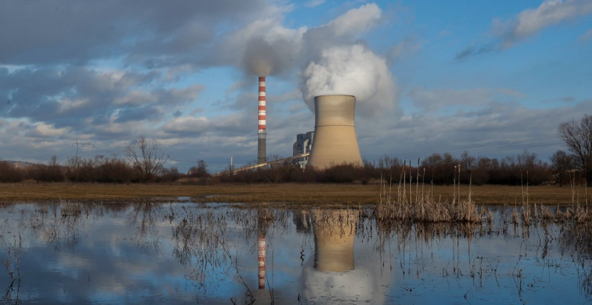 KFOR ndalon fluturimet mbi zonën operacionale të Korporatës Energjetike të Kosovës