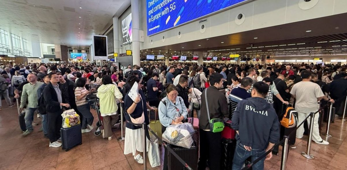 Sulmi kibernetik, dita e tretë e kaosit në aeroporte! Brukselit u kërkon linjave ajrore të anulojnë 50% të fluturimeve, probleme dhe në Londër e Berlin 
