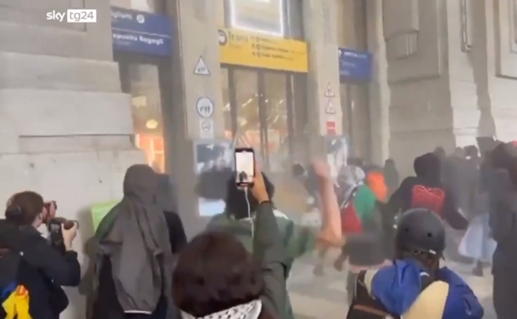 Video/ Përleshje dhe tensione në protestat pro-Gazës në Itali