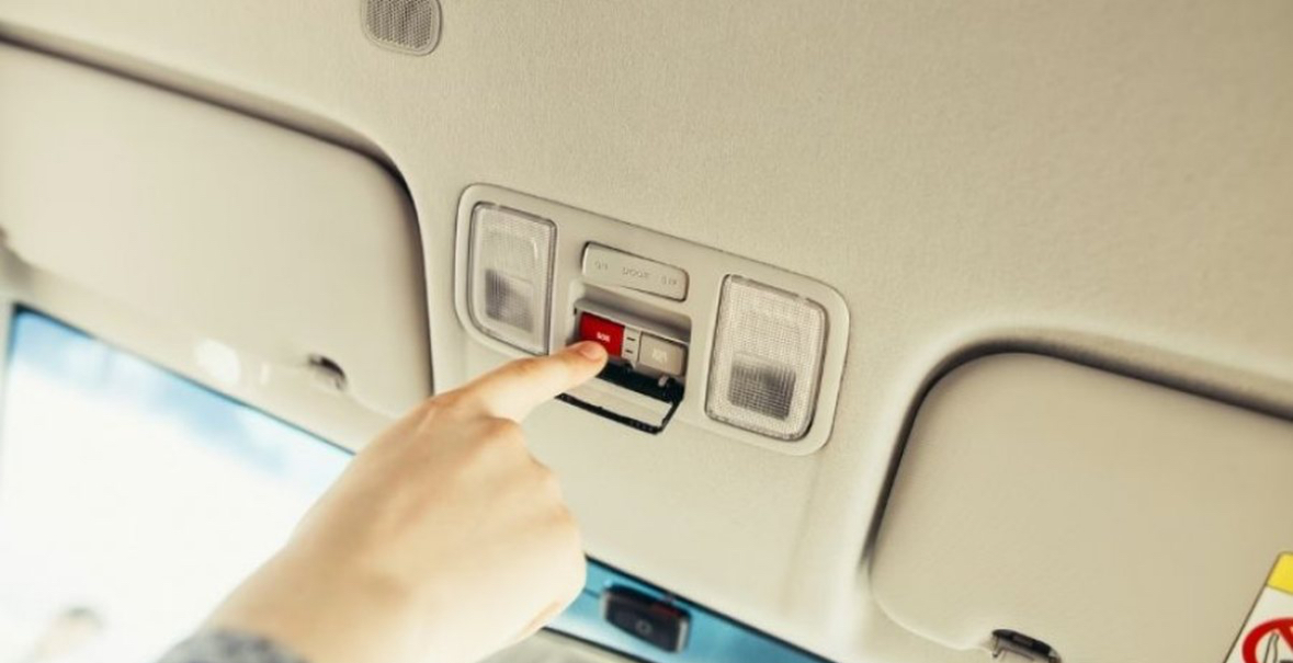 Një buton i fshehur në makinën tuaj që mund t&#8217;ju shpëtojë në momentin më kritik 