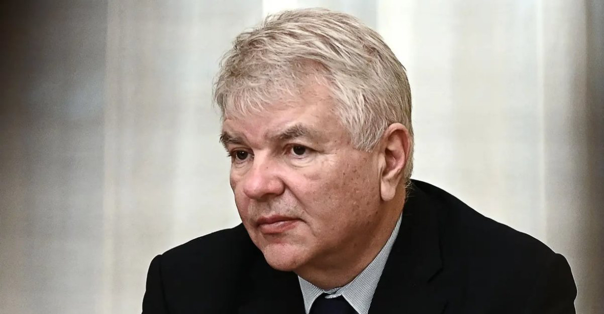 “Rrëzojini avionët e Moskës kur shkelin hapësirën”, pas deklaratës së Trump, paralajmëron ambasadori rus: Nëse NATO i prek, do përgjigjemi me luftë 