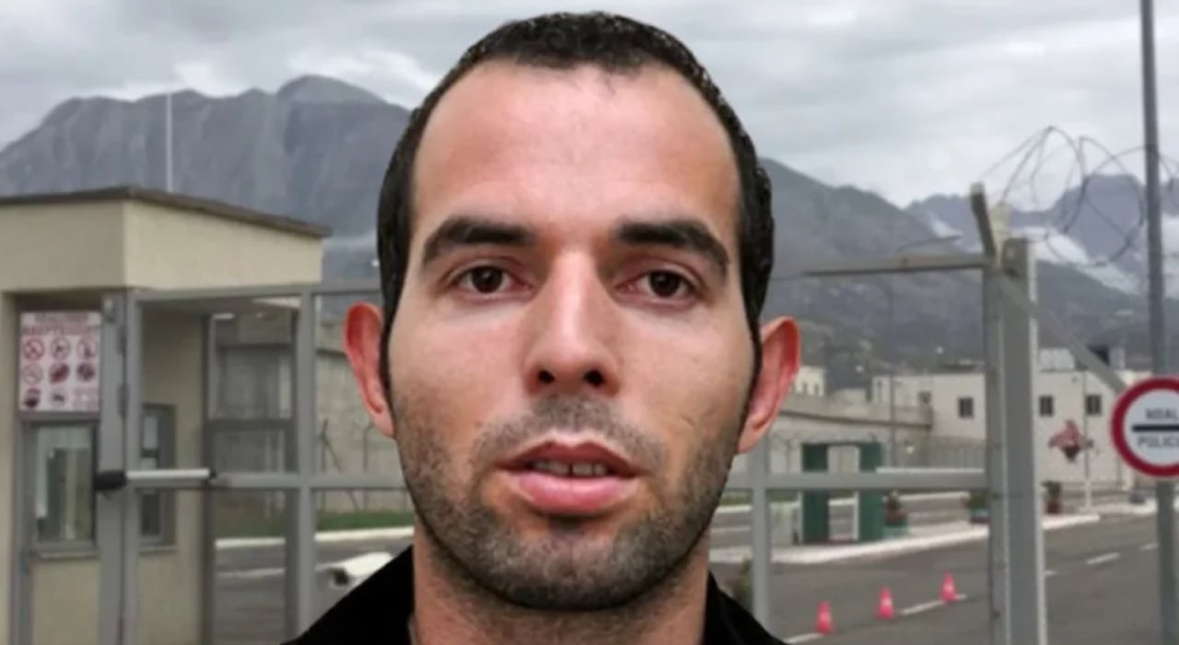 “Do t’i vras të gjithë djemtë e familjes”/ Si përplasja mes dy shokëve në Angli solli 5 vrasje të bujshme, njëra u zbulua sot!