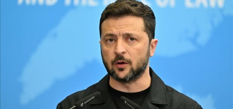 Zelensky thirrje Trumpit: Mbaj një qendrim të qartë kundër Putinit! 