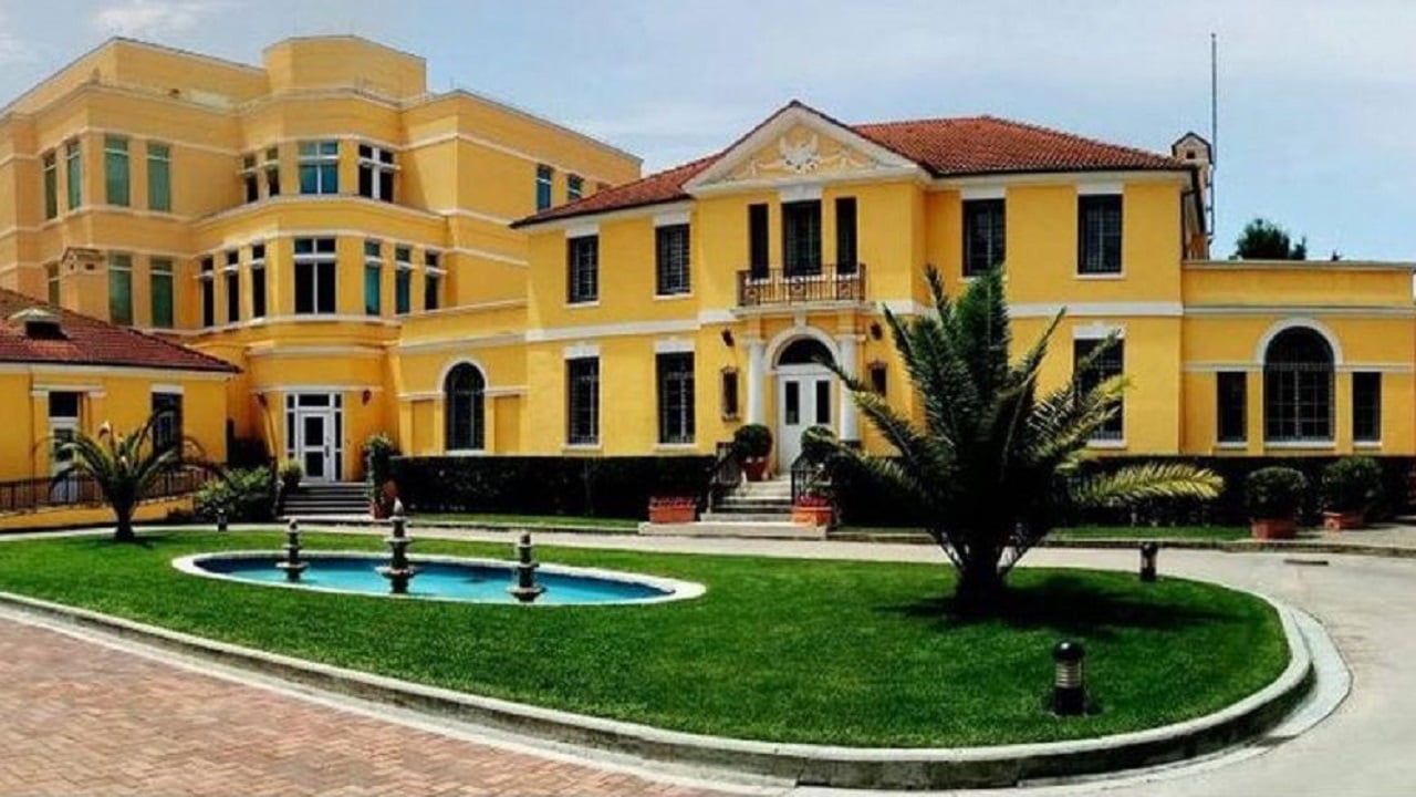 Keni aplikuar për vizë jo-emigruese amerikane? Ambasada njoftim me rëndësi për qytetarët